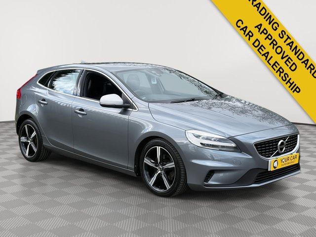 2016 VOLVO V40 - Photo 3