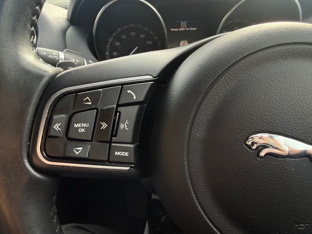 USED 2015 65 JAGUAR XE 2.0 GTDi Prestige Saloon 4dr Petrol Auto Euro 6 (s/s) (200 ps) 2 keys