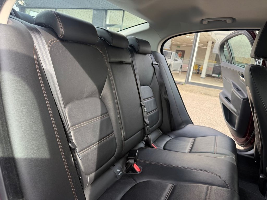 USED 2015 65 JAGUAR XE 2.0 GTDi Prestige Saloon 4dr Petrol Auto Euro 6 (s/s) (200 ps) 2 keys