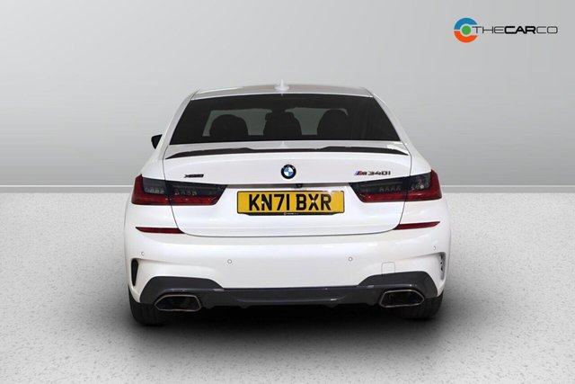 2021 BMW 3 Series - Photo 8