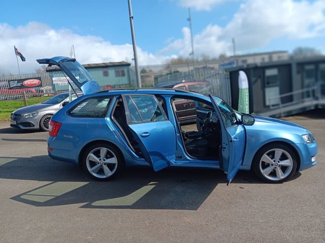 2015 SKODA OCTAVIA - Photo 8