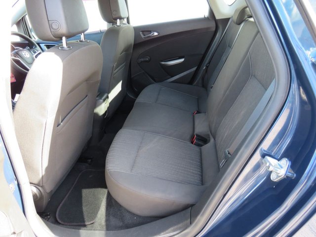 2011 VAUXHALL ASTRA 2011 1.6 16v Exclusiv Hatchback 5dr Petrol Auto Euro 5 (115 ps) - Photo 10