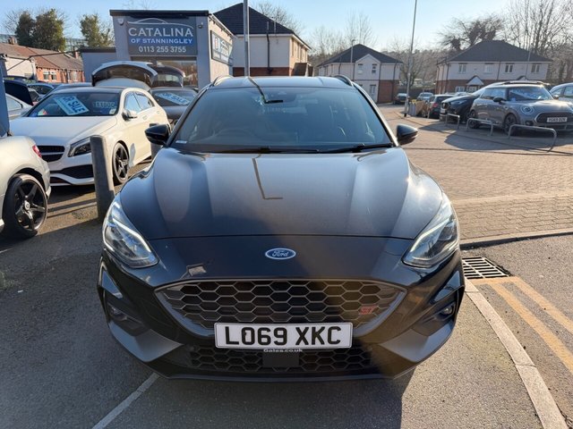 2019 Ford Focus 2L St 5dr - Photo 2