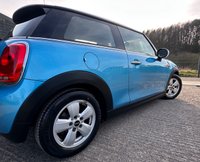 USED 2017 17 MINI HATCH 1.5 Cooper Hatchback 3dr Petrol Manual Euro 6 (s/s) (136 ps) *** NEW TYRES, FRESHLY SERVICED, 2 KEYS ***