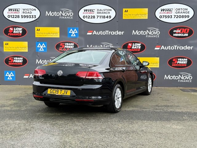 2019 Volkswagen Passat 1.5L S 4dr - Photo 6