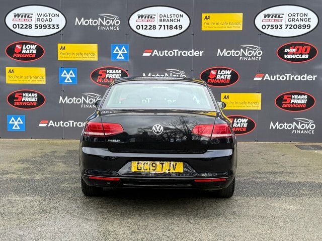 2019 Volkswagen Passat 1.5L S 4dr - Photo 7