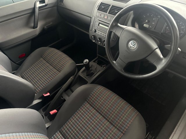 2009 VOLKSWAGEN POLO 1.2 E 5dr - Photo 2
