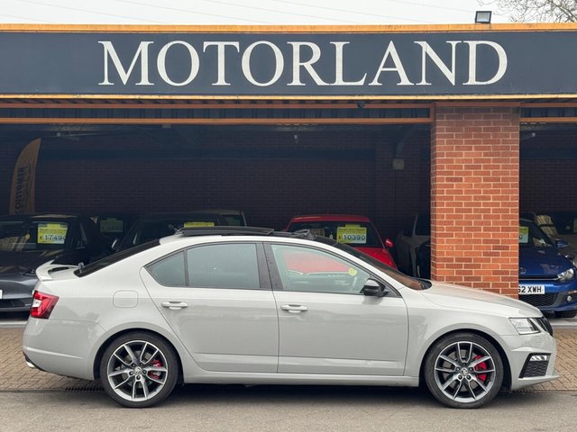 2019 SKODA OCTAVIA 2019 2.0 TSI vRS Euro 6 (s/s) 5dr - Photo 5