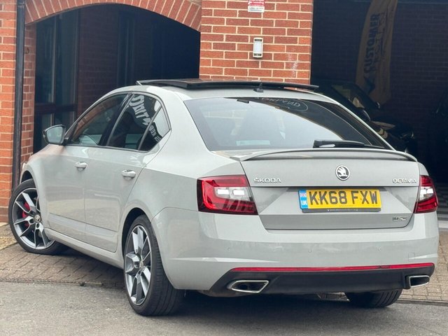 2019 SKODA OCTAVIA 2019 2.0 TSI vRS Euro 6 (s/s) 5dr - Photo 3