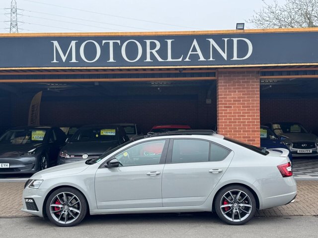 2019 SKODA OCTAVIA 2019 2.0 TSI vRS Euro 6 (s/s) 5dr - Photo 6