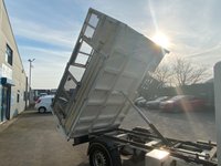 USED 2018 68 FORD TRANSIT 2.0 350 ECOBLUE CAGED TIPPER L2 MEDIUM WHEEL BASE (130 BHP) WITH BIN LIFT. 