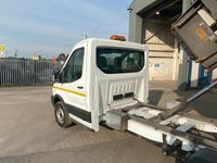 USED 2018 68 FORD TRANSIT 2.0 350 ECOBLUE CAGED TIPPER L2 MEDIUM WHEEL BASE (130 BHP) WITH BIN LIFT. 