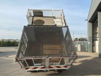 USED 2018 68 FORD TRANSIT 2.0 350 ECOBLUE CAGED TIPPER L2 MEDIUM WHEEL BASE (130 BHP) WITH BIN LIFT. 