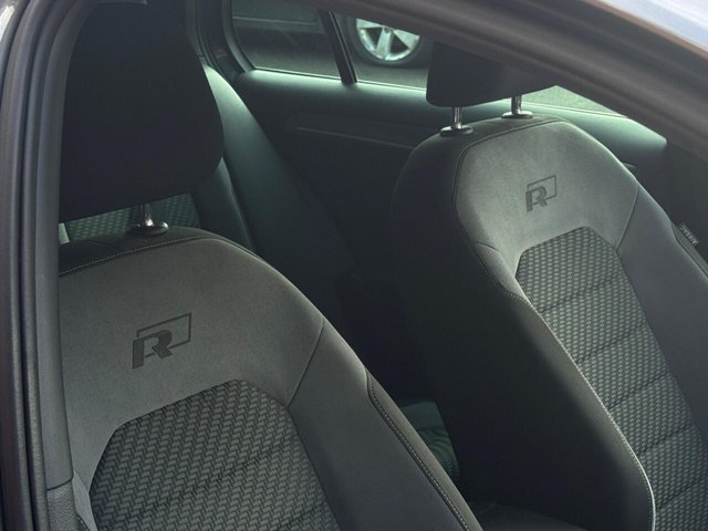 2017 VOLKSWAGEN GOLF 2017 2.0 TDI BlueMotion Tech R-Line DSG Euro 6 (s/s) 5dr - Photo 12