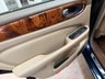 USED 2007 05 JAGUAR XJ 2.7 TD Executive Saloon 4dr Diesel Automatic (214 g/km, 204 bhp) 