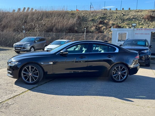 2020 Jaguar Xe 2L S 4dr - Photo 3