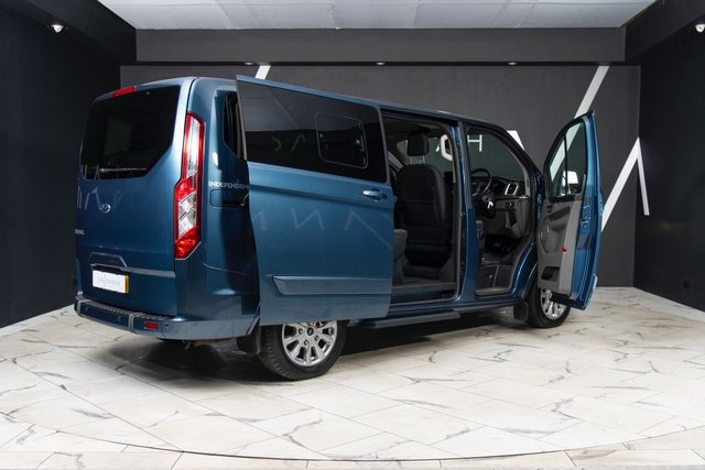2020 FORD TOURNEO CUSTOM - Photo 12