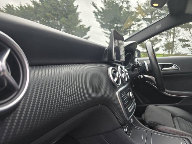 2016 MERCEDES-BENZ A-CLASS 2.1 A220d AMG Line (Premium) Hatchback 5dr Diesel 7G-DCT Euro 6 (s/s) (177 ps) - Photo 11