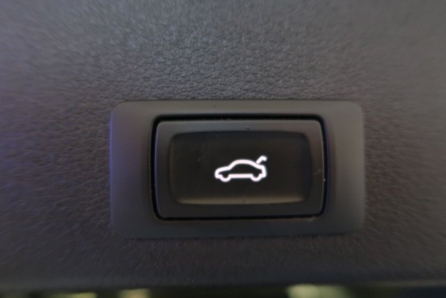 2017 AUDI A4 AVANT 2.0 TDI ultra S line Estate 5dr Diesel S Tronic Euro 6 (s/s) (190 ps) - Photo 11