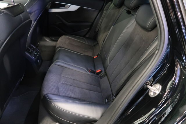 2017 AUDI A4 AVANT 2.0 TDI ultra S line Estate 5dr Diesel S Tronic Euro 6 (s/s) (190 ps) - Photo 12