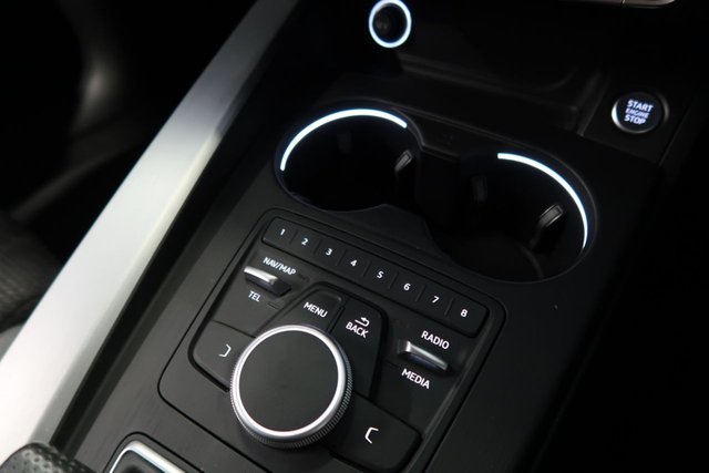 2017 AUDI A4 AVANT 2.0 TDI ultra S line Estate 5dr Diesel S Tronic Euro 6 (s/s) (190 ps) - Photo 8