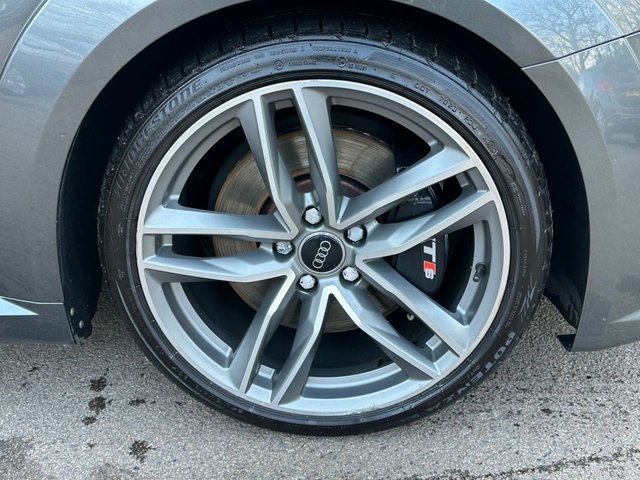 2018 AUDI TTS - Photo 8