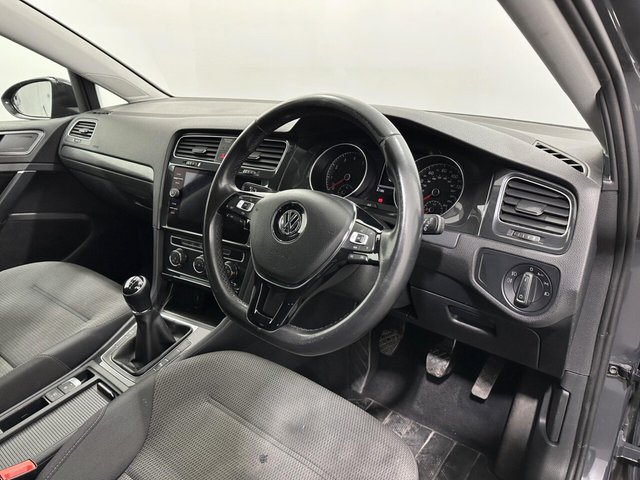 2019 Volkswagen Golf - Photo 10