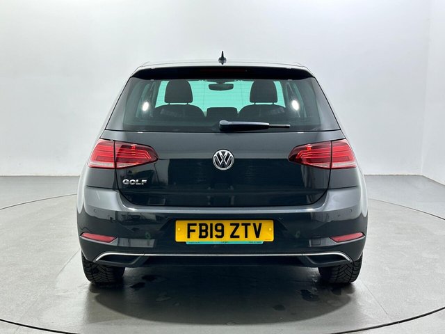 2019 Volkswagen Golf - Photo 7