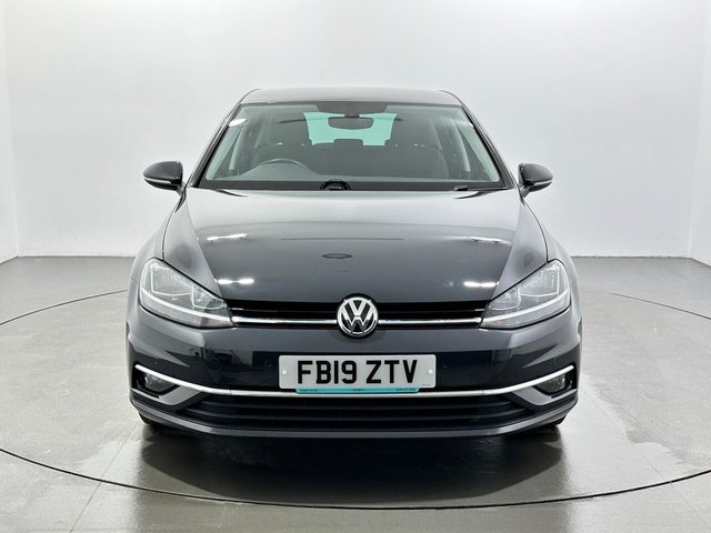 2019 Volkswagen Golf - Photo 3