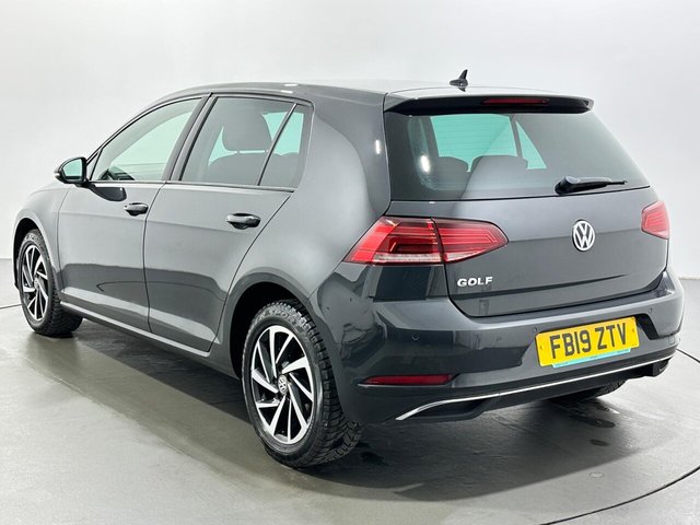 2019 Volkswagen Golf - Photo 6