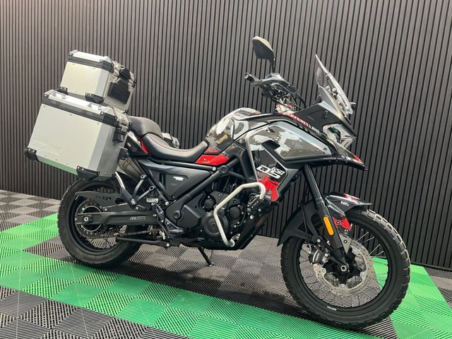 View our VOGE 650DSX