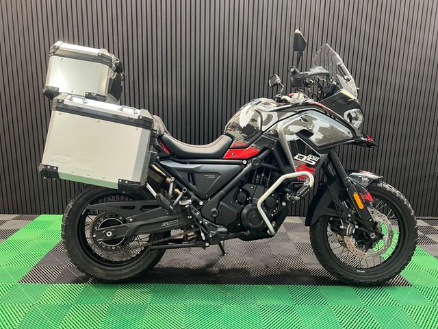 View our VOGE 650DSX