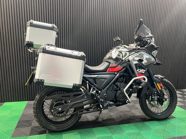View our VOGE 650DSX