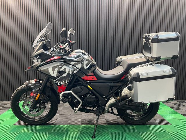 View our VOGE 650DSX