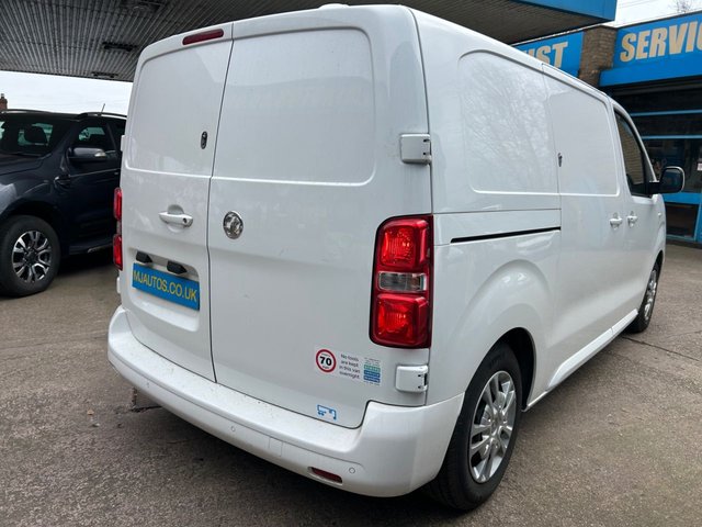 2020 Vauxhall Vivaro 1.5L Sportive 5dr - Photo 7
