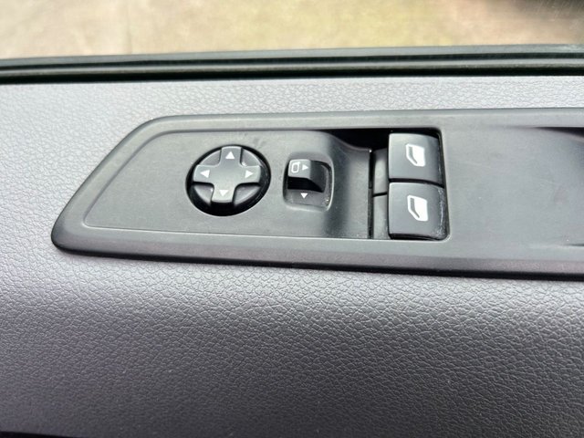 2020 Vauxhall Vivaro 1.5L Sportive 5dr - Photo 8