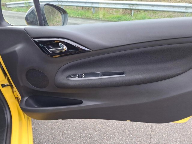 2011 CITROEN DS3 - Photo 6