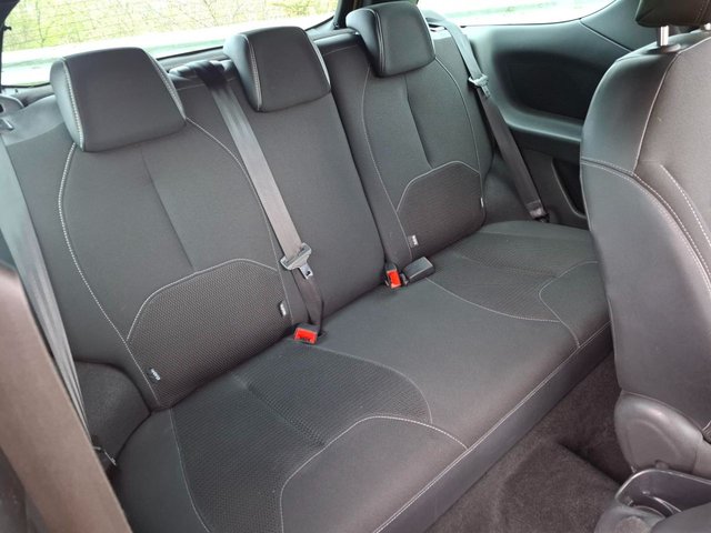 2011 CITROEN DS3 - Photo 9