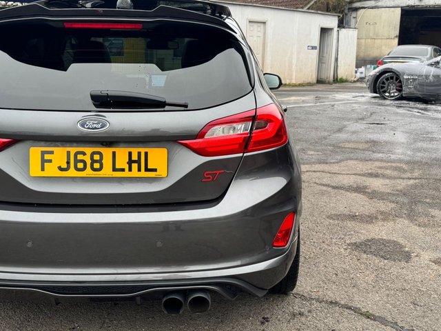 2018 FORD FIESTA 1.5T EcoBoost ST-3 Hatchback 5dr Petrol Manual Euro 6 (200 ps) - Photo 12