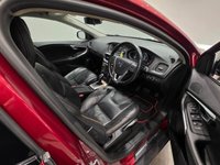 USED 2014 63 VOLVO V40 CROSS COUNTRY 1.6 D2 Lux Hatchback 5dr Diesel Powershift Euro 5 (s/s) (115 ps) 