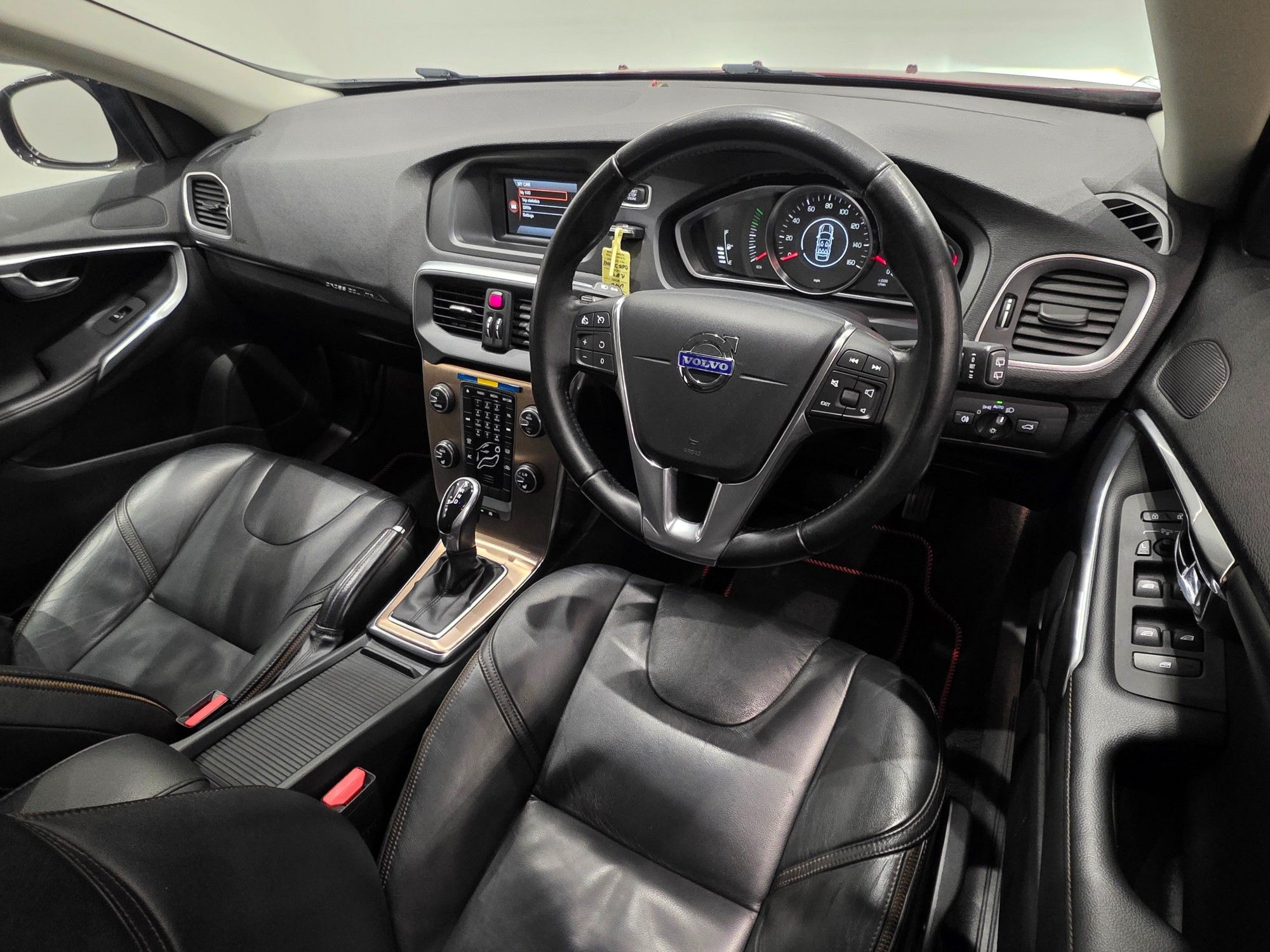 2014 Volvo V40 thumbnail 12