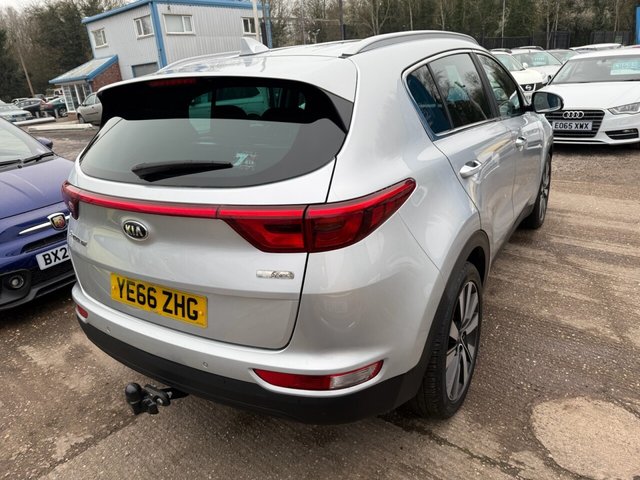 2016 KIA SPORTAGE 1.7 CRDi 3 SUV 5dr Diesel Manual Euro 6 (s/s) (114 bhp) - Photo 3