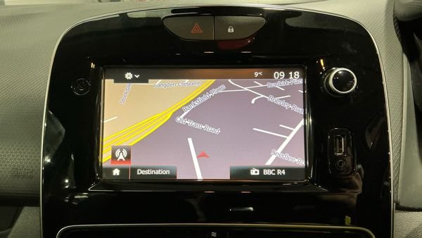 2017 RENAULT CLIO 0.9 TCe Dynamique Nav Hatchback 5dr Petrol Manual Euro 6 (s/s) (90 ps) - Photo 9