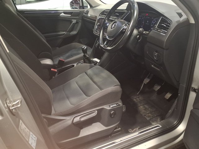 2018 VOLKSWAGEN TIGUAN - Photo 7