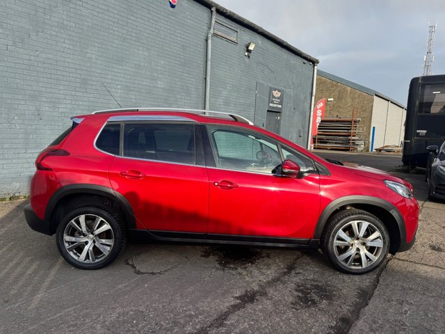 2017 PEUGEOT 2008 1.6 BlueHDi Allure SUV 5dr Diesel Manual Euro 6 (s/s) (100 ps) - Photo 12