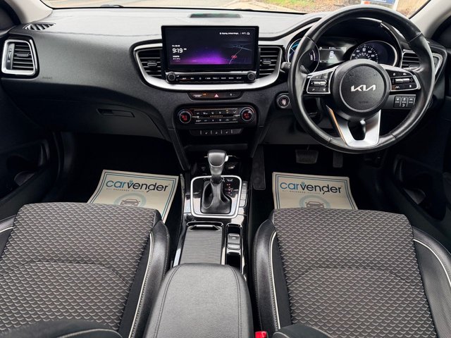 2023 Kia Xceed 1.6L 3 5dr - Photo 4