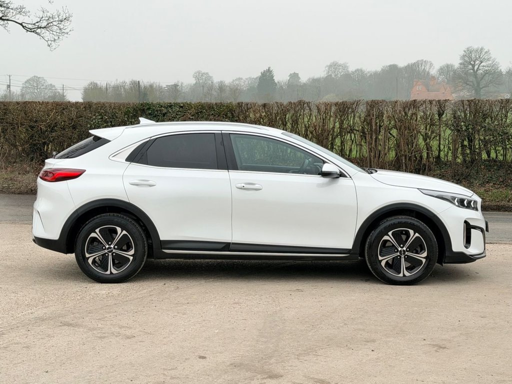 USED 2023 23 KIA XCEED 1.6 GDi 8.9kWh 3 SUV 5dr Petrol Plug-in Hybrid DCT Euro 6 (s/s) (139 bhp) 1 Owner|Adaptive Cruise|Camera|SatNav|Heated Seats|Apple CarPlay/Android Auto|