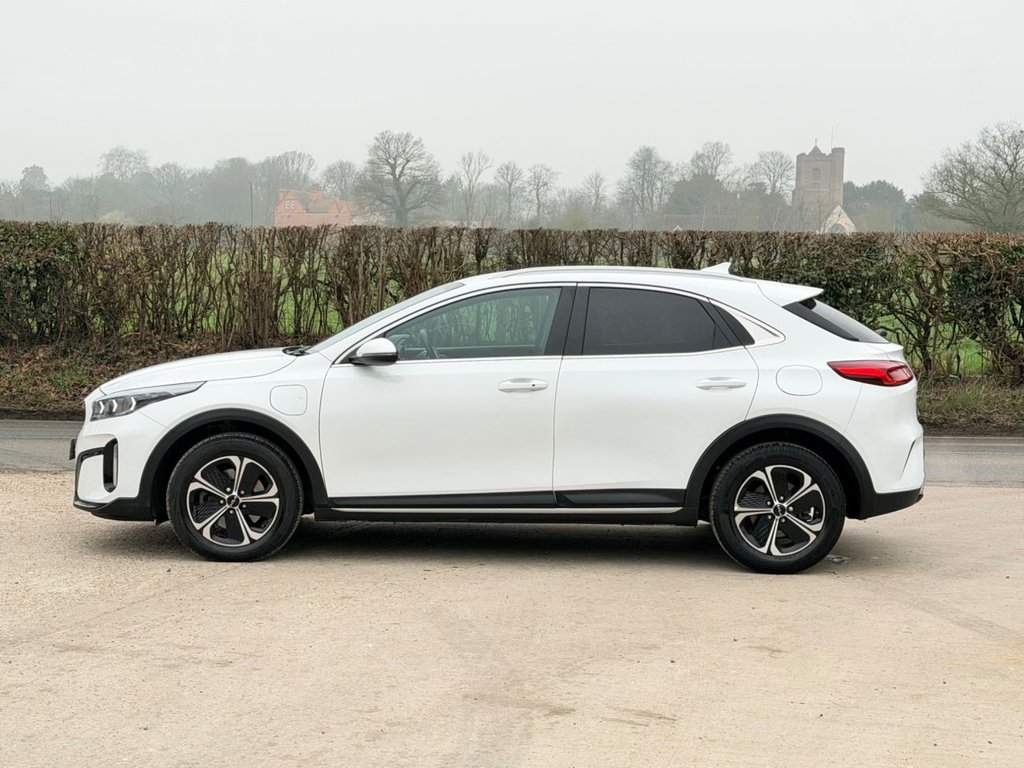 USED 2023 23 KIA XCEED 1.6 GDi 8.9kWh 3 SUV 5dr Petrol Plug-in Hybrid DCT Euro 6 (s/s) (139 bhp) 1 Owner|Adaptive Cruise|Camera|SatNav|Heated Seats|Apple CarPlay/Android Auto|