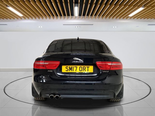 2017 Jaguar Xe 2L R-Sport 4dr - Photo 7