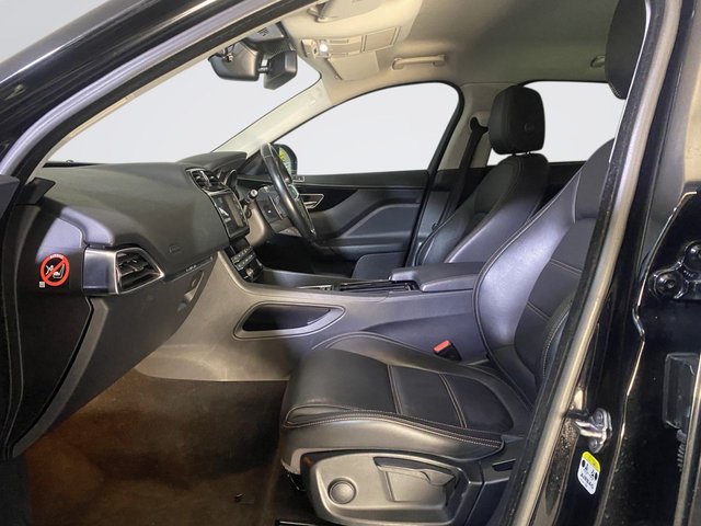 2018 Jaguar F-Pace 2L Prestige 5dr - Photo 10